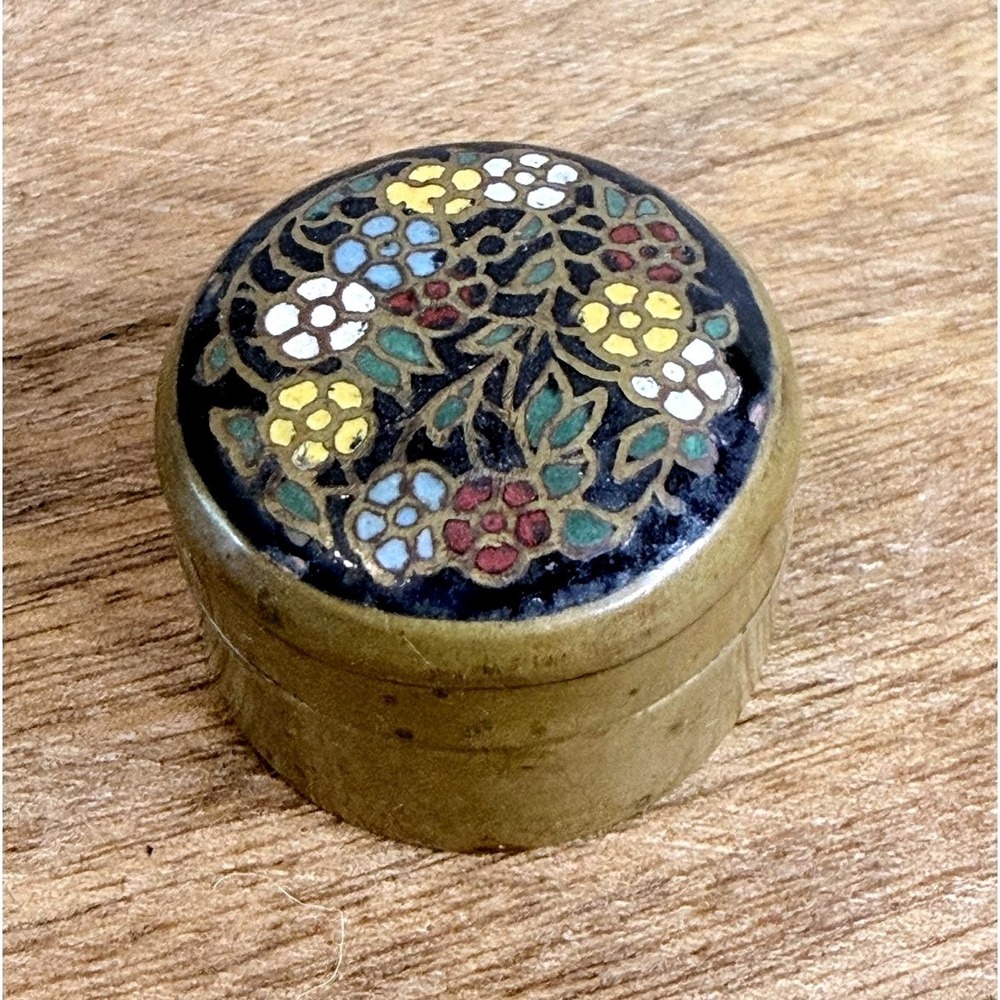 Vintage Cloisonné Enamel Floral Brass Trinket Pill Box Thailand Marked Siam